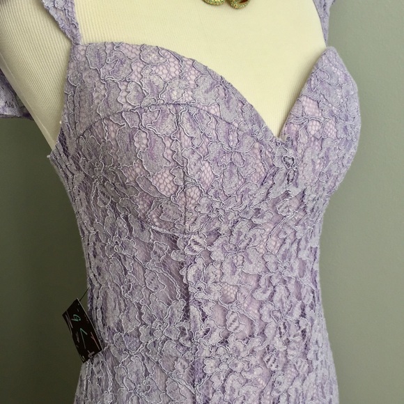 Nasty Gal Love Lock Lace romper - Picture 2 of 5